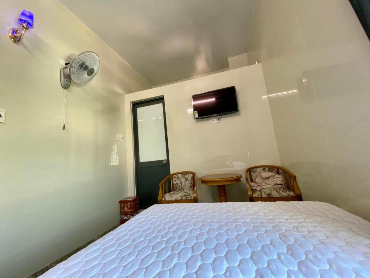 Nha Nghi Duy Tan Motel 140 Nguyen Du 0353007568 Quảng Ngãi Eksteriør bilde