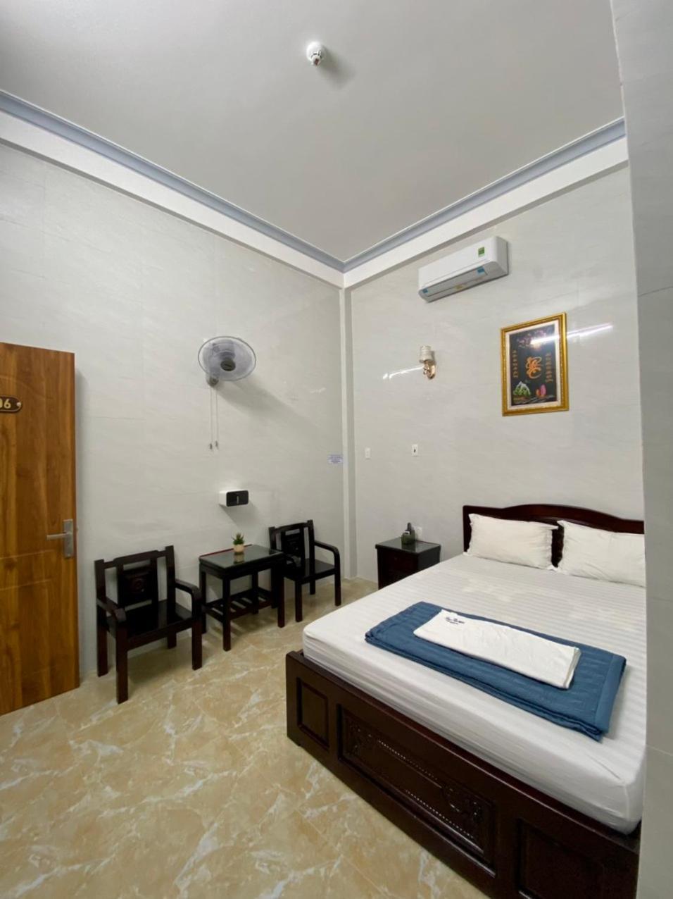 Nha Nghi Duy Tan Motel 140 Nguyen Du 0353007568 Quảng Ngãi Eksteriør bilde