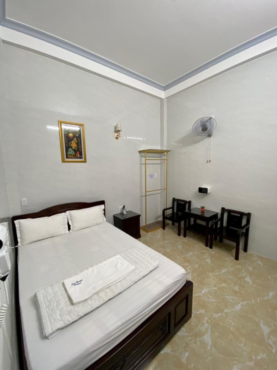 Nha Nghi Duy Tan Motel 140 Nguyen Du 0353007568 Quảng Ngãi Eksteriør bilde