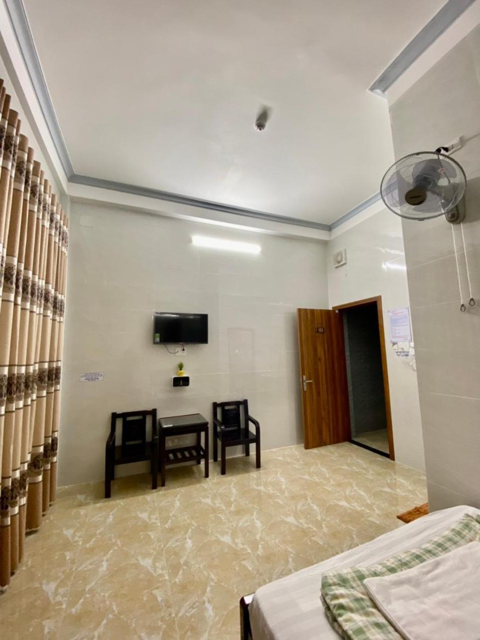 Nha Nghi Duy Tan Motel 140 Nguyen Du 0353007568 Quảng Ngãi Eksteriør bilde