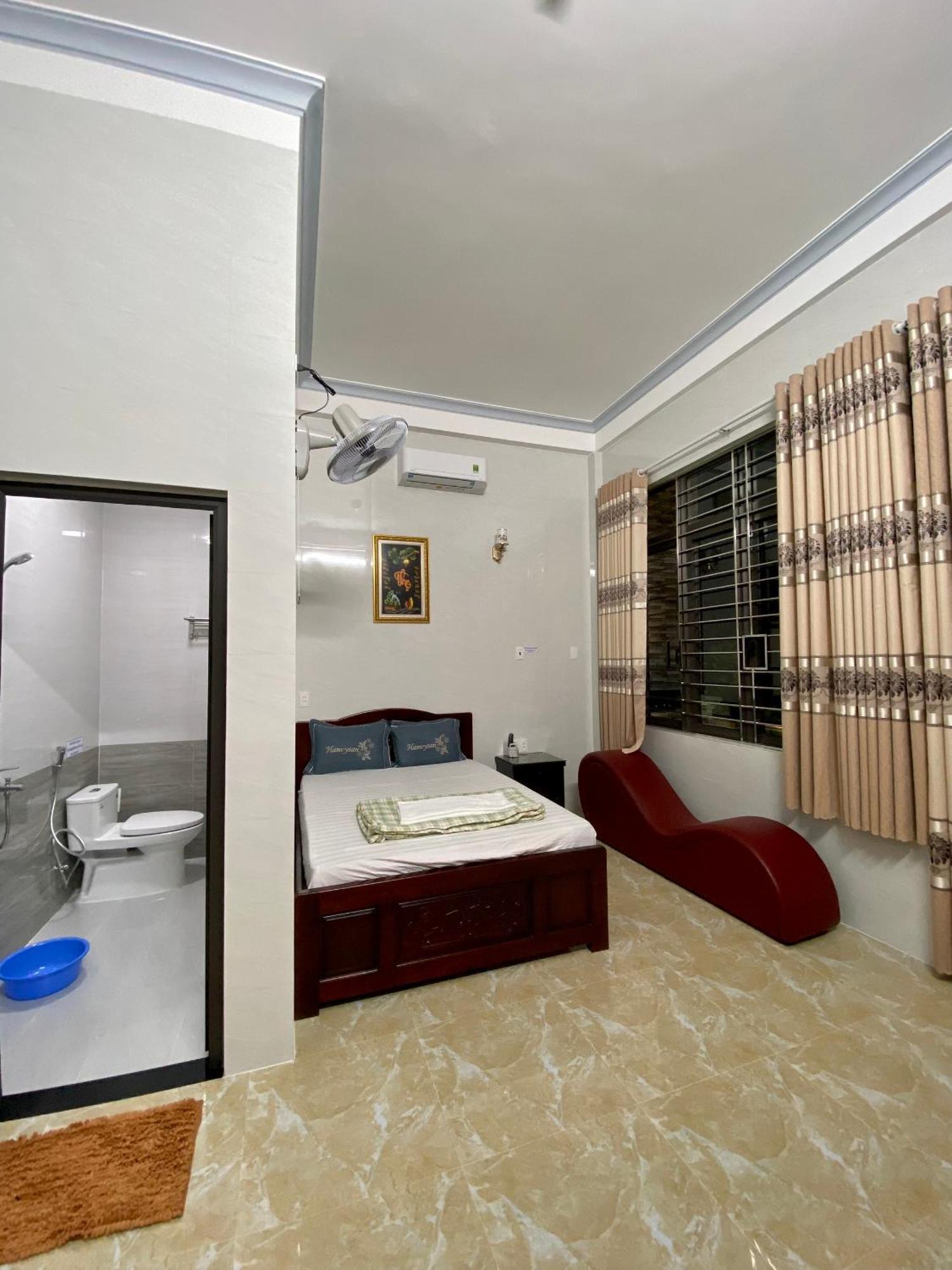 Nha Nghi Duy Tan Motel 140 Nguyen Du 0353007568 Quảng Ngãi Eksteriør bilde