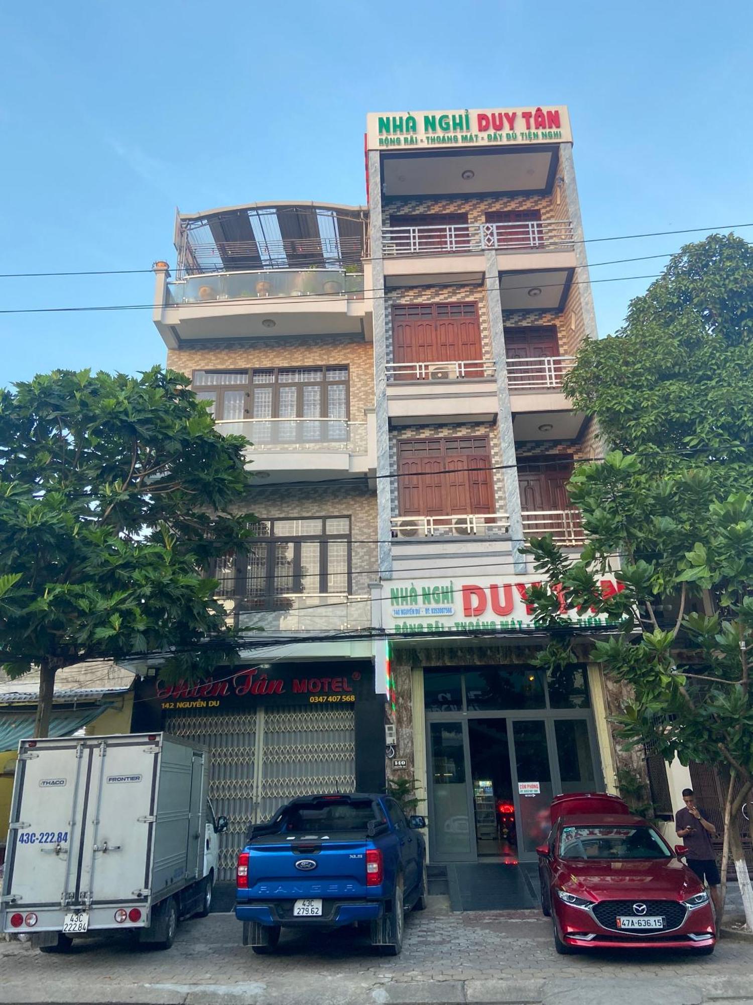 Nha Nghi Duy Tan Motel 140 Nguyen Du 0353007568 Quảng Ngãi Eksteriør bilde